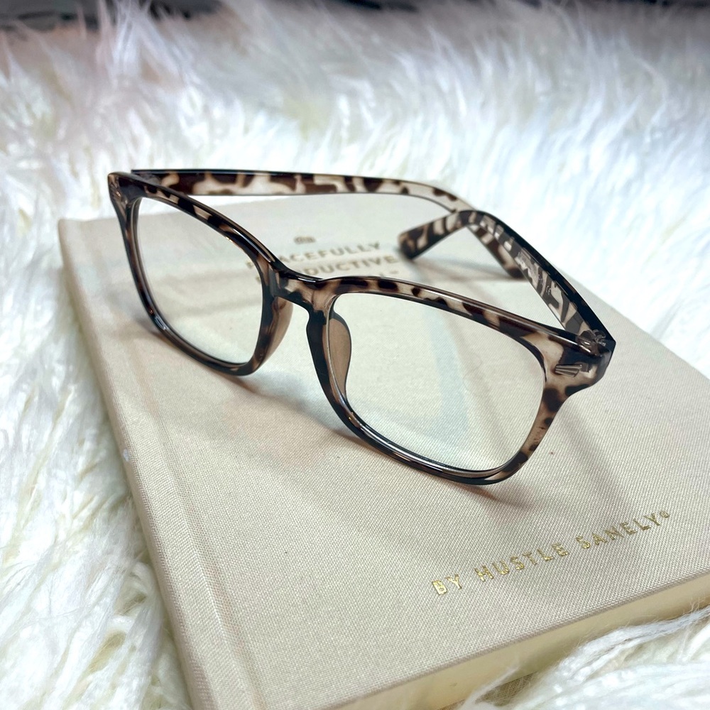 Square tortoise shell blue light glasses